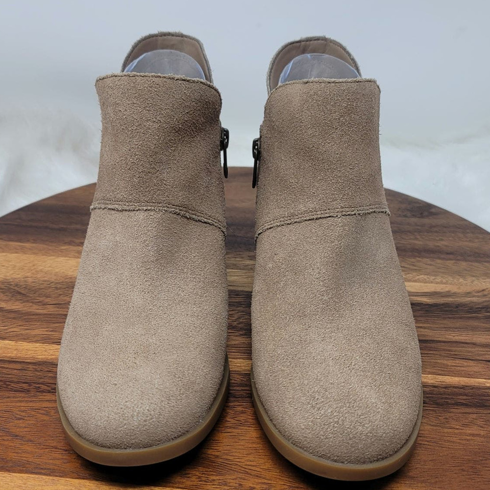 UGG KOOLABURRA Sofiya Boot in Amphora Heel 2.5" Women 8.5